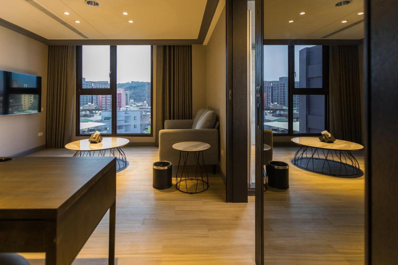 Q21 Hotel Cao Hùng Ngoại thất bức ảnh