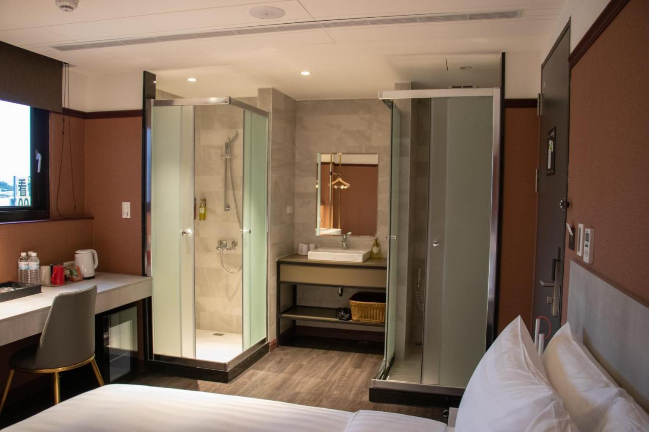 Q21 Hotel Cao Hùng Ngoại thất bức ảnh
